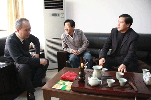 濰坊市工商聯(lián)企業(yè)發(fā)展促進(jìn)商會領(lǐng)導(dǎo)到我司檢查指導(dǎo)工作